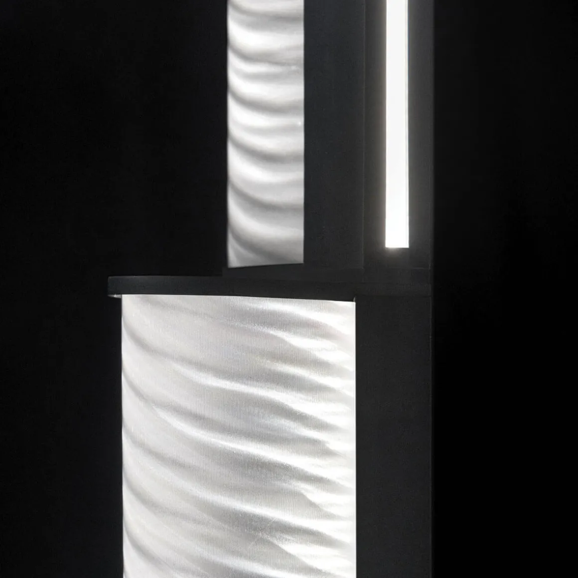 Slamp Modula Twisted LED Floor
