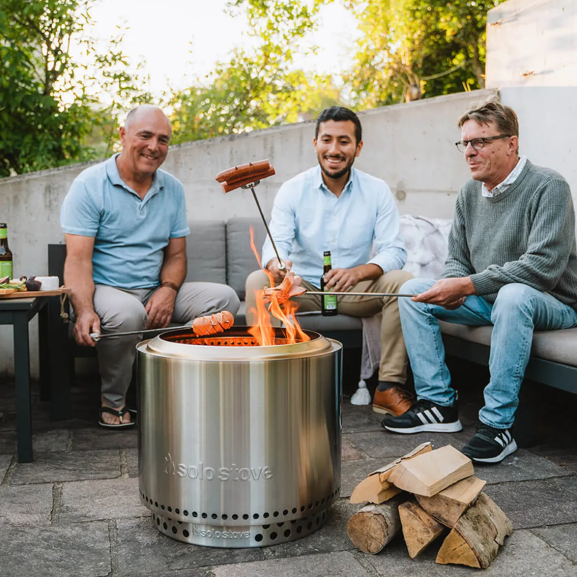 Solo Stove Bonfire 2.0 Feuerschale mit Standfuß, inkl. Deckel