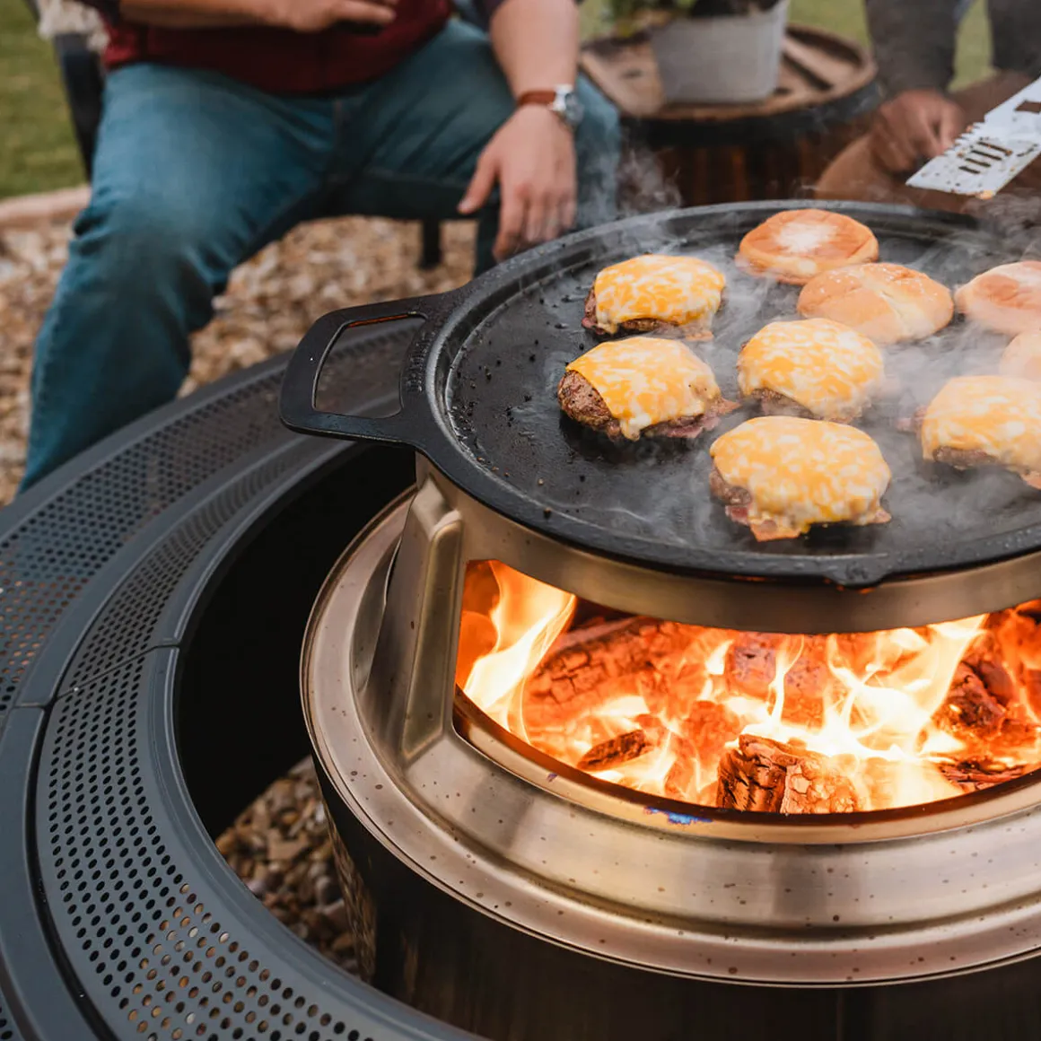 Solo Stove Surround Large Feuerschalentisch für Yukon