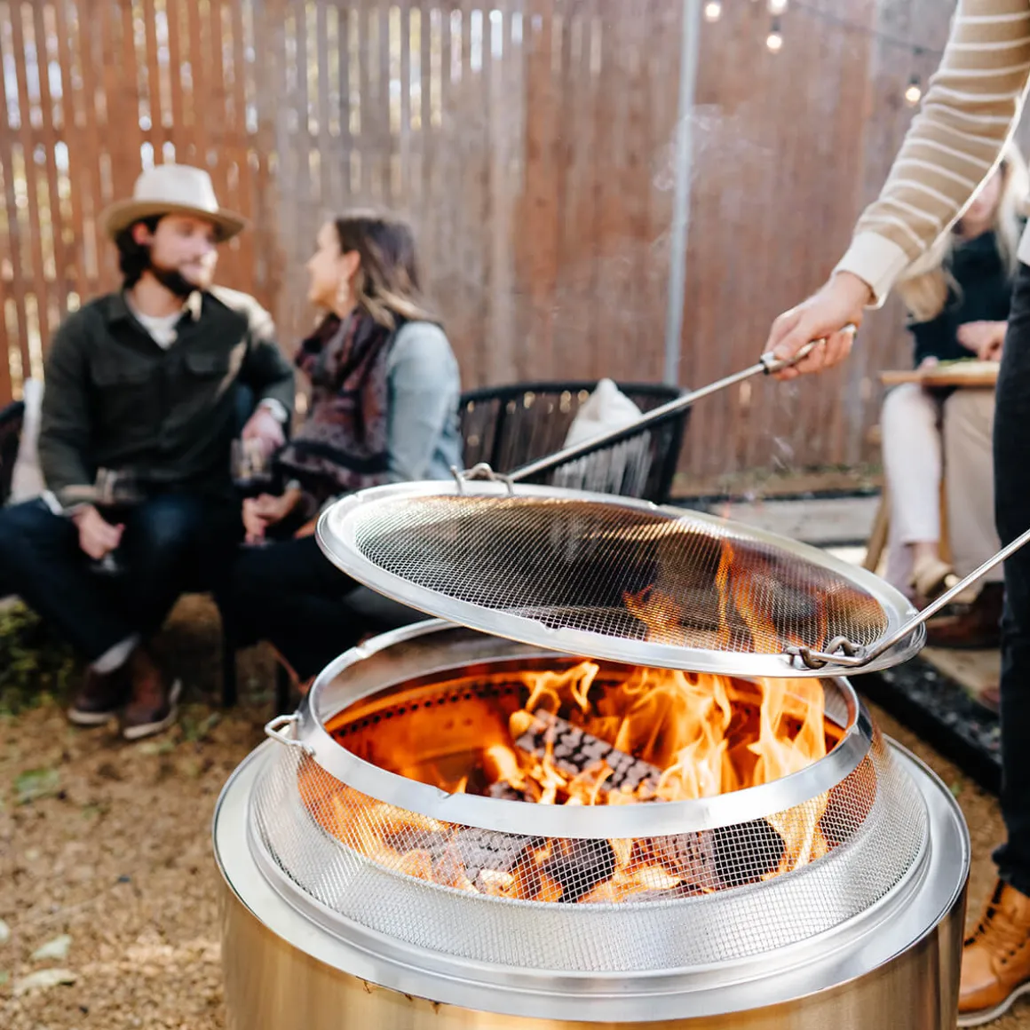 Solo Stove Yukon 2.0 Feuerschale mit Standfuß, Komplett-Set