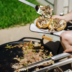 Solo Stove Yukon Gusseisen-Plancha mit Aufsatz