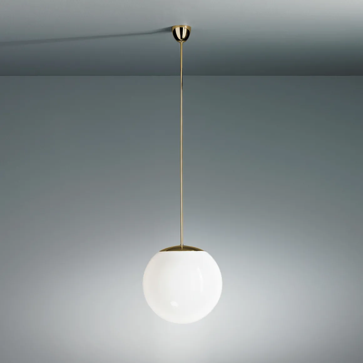 Tecnolumen HL 99 Pendelleuchte mit Opalkugel