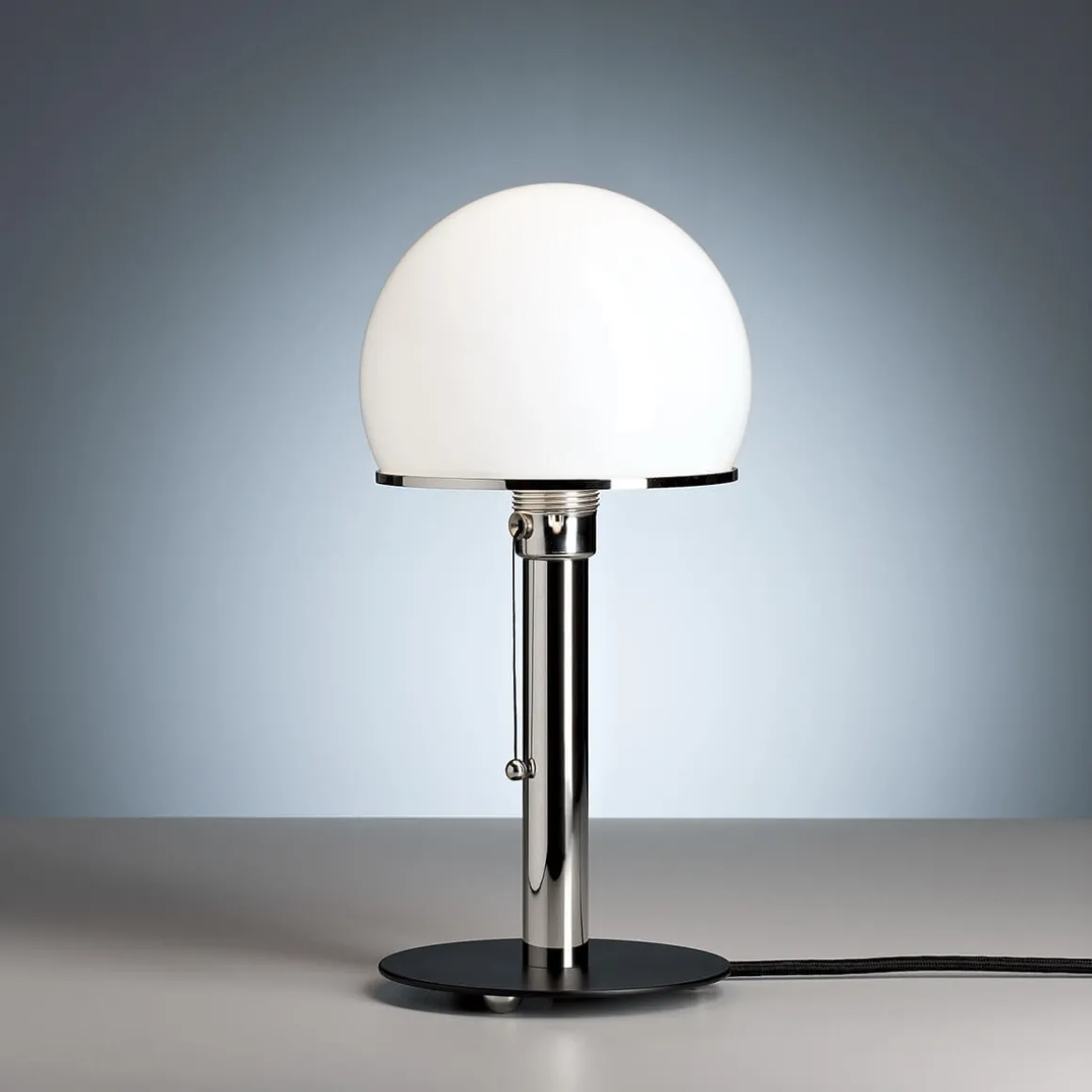 Tecnolumen Wagenfeld Tischleuchte WA 23 SW