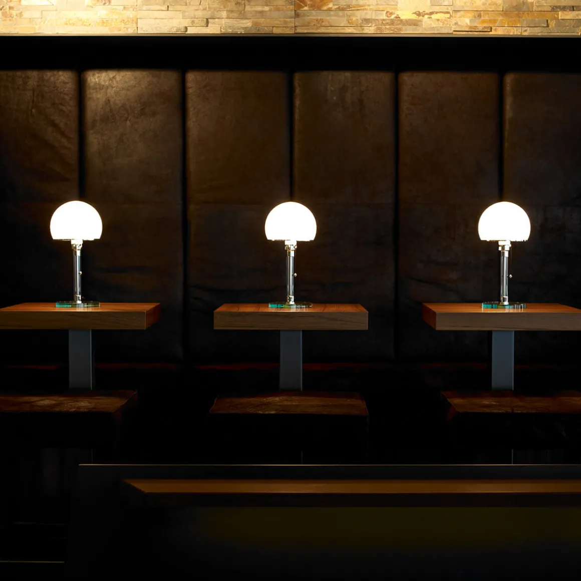 Tecnolumen Wagenfeld Tischleuchte WG 24