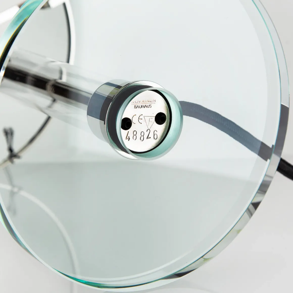 Tecnolumen Wagenfeld Tischleuchte WG 24