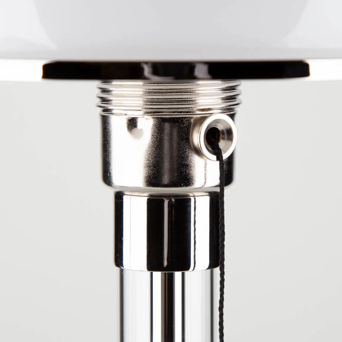 Tecnolumen Wagenfeld Tischleuchte WG 24