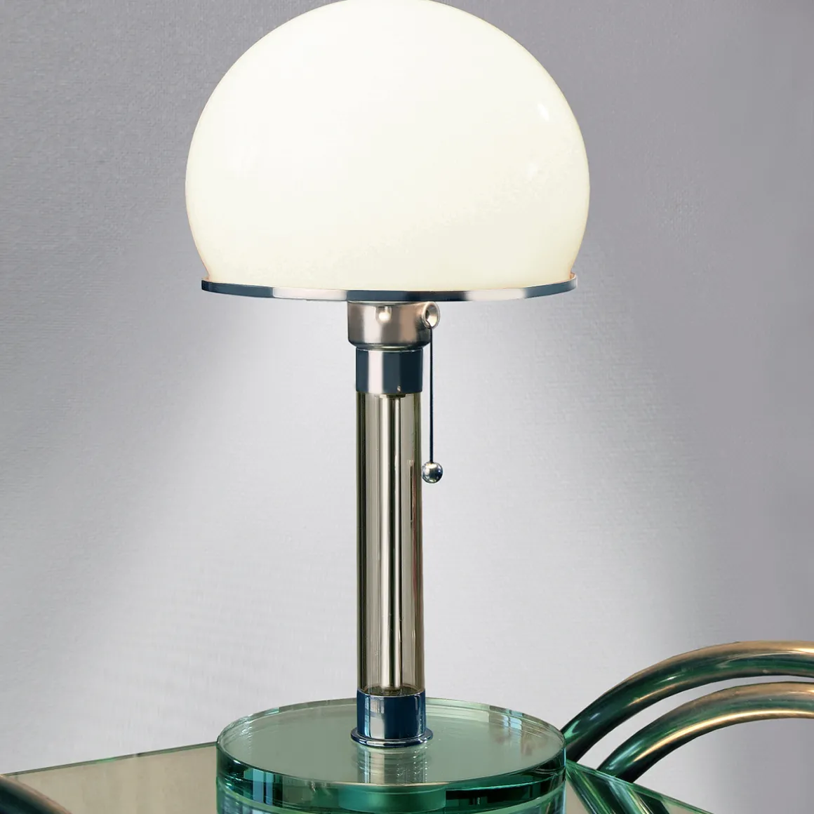 Tecnolumen Wagenfeld Tischleuchte WG 24