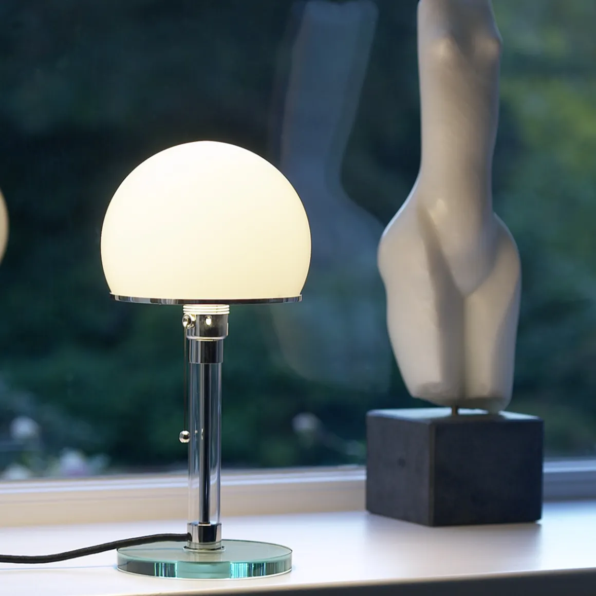 Tecnolumen Wagenfeld Tischleuchte WG 24