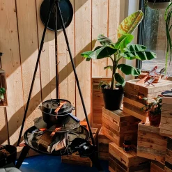 Valhal Outdoor Dutch Oven / Feuertopf 8L mit Füßen