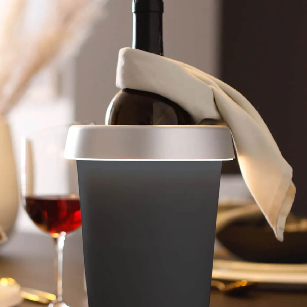 Villeroy & Boch Bordeaux LED Akkuleuchte & Weinkühler