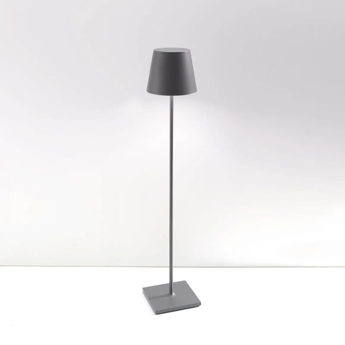 Zafferano AiLati Poldina XXL Pro LED Akkutisch- / Stehleuchte