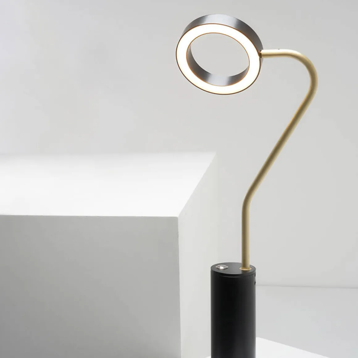 Zava Meta LED Tischleuchte